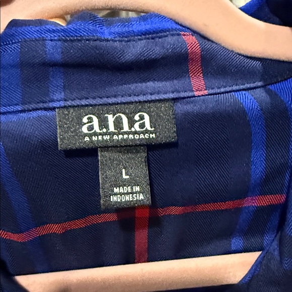 NWT! Long Sleeve Blue and Red Plaid Button-Up Shirt - Picture 9 of 9